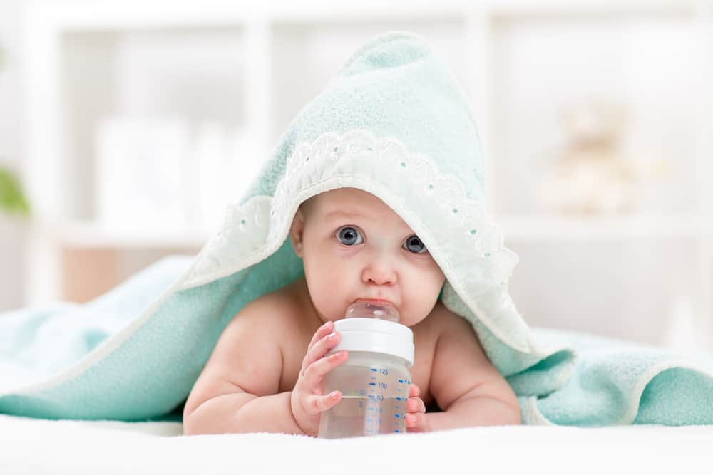 uống nước dẫn tới chứng tiêu chảy cho bé