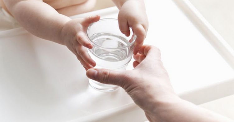 nước tổn hại thận của trẻ sơ sinh